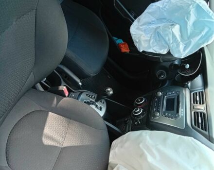 Сірий Кіа Ріо, об'ємом двигуна 1.6 л та пробігом 200 тис. км за 2300 $, фото 11 на Automoto.ua