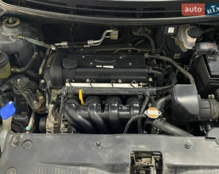 Серый Киа Рио, объемом двигателя 1.4 л и пробегом 104 тыс. км за 7200 $, фото 9 на Automoto.ua