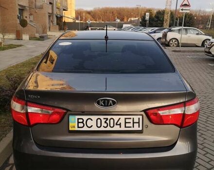 Сірий Кіа Ріо, об'ємом двигуна 1.4 л та пробігом 110 тис. км за 7000 $, фото 4 на Automoto.ua