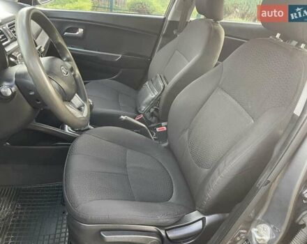 Серый Киа Рио, объемом двигателя 1.4 л и пробегом 171 тыс. км за 7300 $, фото 9 на Automoto.ua