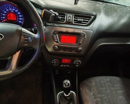 Сірий Кіа Ріо, об'ємом двигуна 1.59 л та пробігом 119 тис. км за 4200 $, фото 5 на Automoto.ua