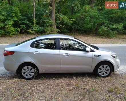 Серый Киа Рио, объемом двигателя 1.4 л и пробегом 200 тыс. км за 5300 $, фото 3 на Automoto.ua
