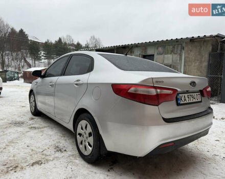 Серый Киа Рио, объемом двигателя 1.4 л и пробегом 130 тыс. км за 7500 $, фото 5 на Automoto.ua