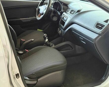 Серый Киа Рио, объемом двигателя 1.4 л и пробегом 200 тыс. км за 6840 $, фото 13 на Automoto.ua