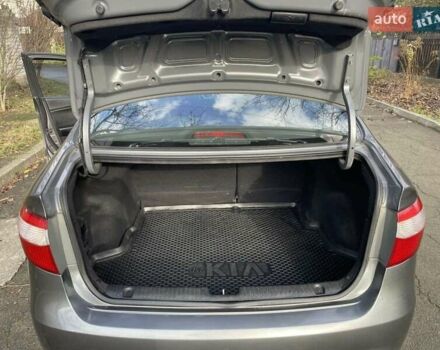 Серый Киа Рио, объемом двигателя 1.4 л и пробегом 171 тыс. км за 7300 $, фото 10 на Automoto.ua