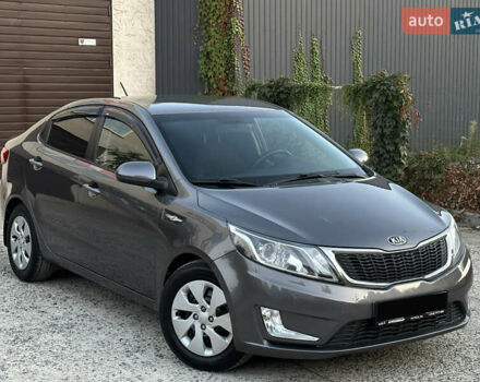 Серый Киа Рио, объемом двигателя 1.6 л и пробегом 130 тыс. км за 8500 $, фото 14 на Automoto.ua