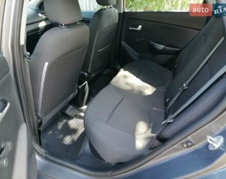 Серый Киа Рио, объемом двигателя 1.4 л и пробегом 128 тыс. км за 8000 $, фото 17 на Automoto.ua