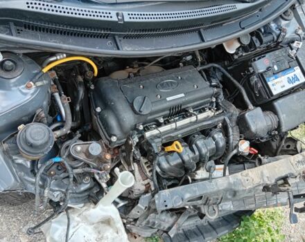 Сірий Кіа Ріо, об'ємом двигуна 1.6 л та пробігом 200 тис. км за 2300 $, фото 16 на Automoto.ua