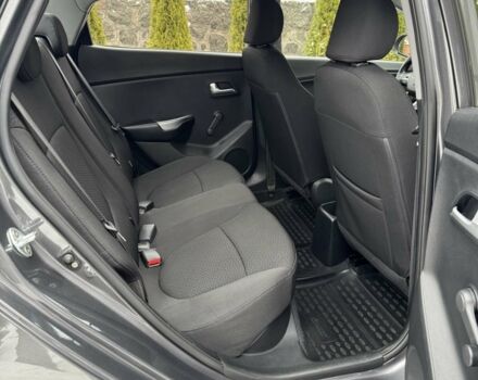 Серый Киа Рио, объемом двигателя 1.4 л и пробегом 82 тыс. км за 9200 $, фото 26 на Automoto.ua