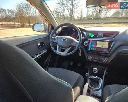 Сірий Кіа Ріо, об'ємом двигуна 1.6 л та пробігом 157 тис. км за 7000 $, фото 25 на Automoto.ua