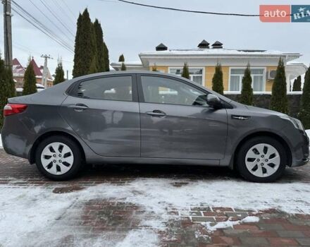 Серый Киа Рио, объемом двигателя 1.4 л и пробегом 82 тыс. км за 9200 $, фото 3 на Automoto.ua