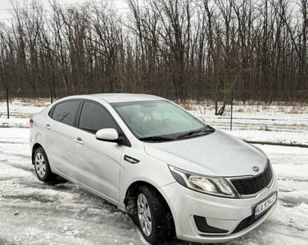 Сірий Кіа Ріо, об'ємом двигуна 1.4 л та пробігом 130 тис. км за 7500 $, фото 2 на Automoto.ua