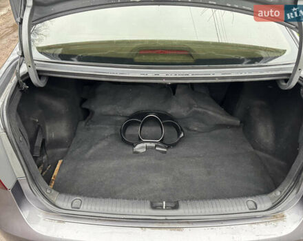 Серый Киа Рио, объемом двигателя 1.4 л и пробегом 250 тыс. км за 1950 $, фото 21 на Automoto.ua