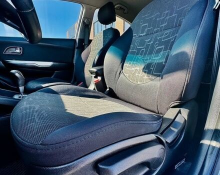 Сірий Кіа Ріо, об'ємом двигуна 1.59 л та пробігом 163 тис. км за 8850 $, фото 16 на Automoto.ua