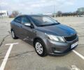 Серый Киа Рио, объемом двигателя 1.4 л и пробегом 260 тыс. км за 5000 $, фото 2 на Automoto.ua