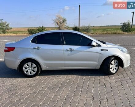 Сірий Кіа Ріо, об'ємом двигуна 1.4 л та пробігом 175 тис. км за 8500 $, фото 7 на Automoto.ua