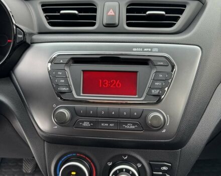 Серый Киа Рио, объемом двигателя 1.4 л и пробегом 82 тыс. км за 9200 $, фото 30 на Automoto.ua