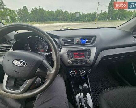 Сірий Кіа Ріо, об'ємом двигуна 1.6 л та пробігом 208 тис. км за 7300 $, фото 9 на Automoto.ua