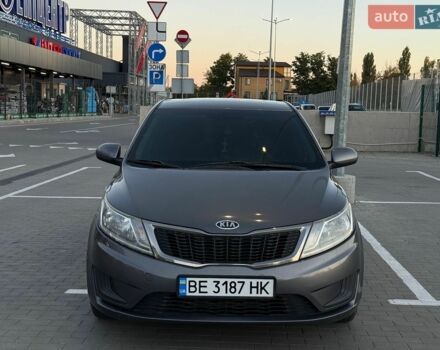 Сірий Кіа Ріо, об'ємом двигуна 1.4 л та пробігом 170 тис. км за 5500 $, фото 4 на Automoto.ua
