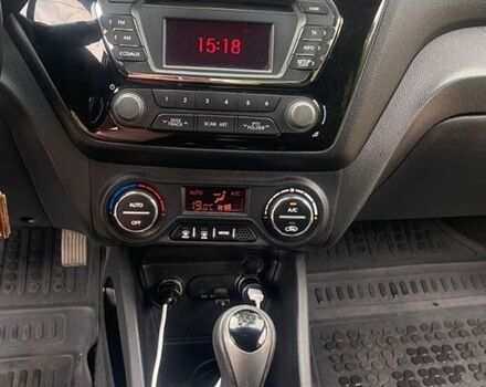 Серый Киа Рио, объемом двигателя 1.6 л и пробегом 249 тыс. км за 8600 $, фото 20 на Automoto.ua