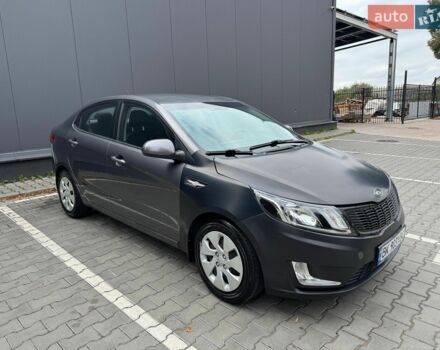 Серый Киа Рио, объемом двигателя 1.59 л и пробегом 180 тыс. км за 4900 $, фото 2 на Automoto.ua