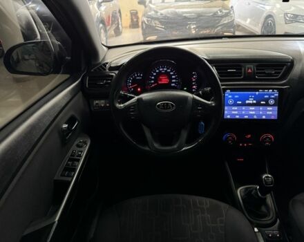 Серый Киа Рио, объемом двигателя 1.6 л и пробегом 230 тыс. км за 6900 $, фото 11 на Automoto.ua