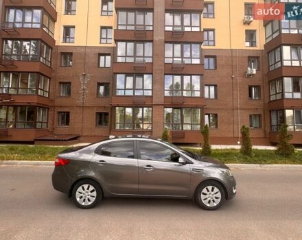 Серый Киа Рио, объемом двигателя 1.59 л и пробегом 226 тыс. км за 6900 $, фото 2 на Automoto.ua