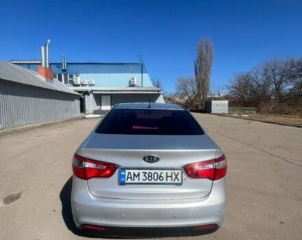 Серый Киа Рио, объемом двигателя 1.4 л и пробегом 247 тыс. км за 6400 $, фото 5 на Automoto.ua