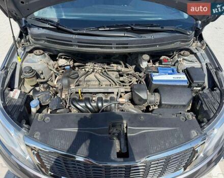 Сірий Кіа Ріо, об'ємом двигуна 1.4 л та пробігом 106 тис. км за 7500 $, фото 7 на Automoto.ua