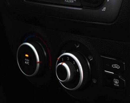 Сірий Кіа Ріо, об'ємом двигуна 1.4 л та пробігом 226 тис. км за 6999 $, фото 14 на Automoto.ua