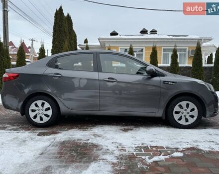 Серый Киа Рио, объемом двигателя 1.4 л и пробегом 82 тыс. км за 9200 $, фото 3 на Automoto.ua