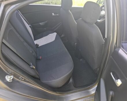 Сірий Кіа Ріо, об'ємом двигуна 1.4 л та пробігом 235 тис. км за 5800 $, фото 10 на Automoto.ua