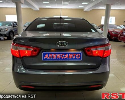 Серый Киа Рио, объемом двигателя 1.6 л и пробегом 230 тыс. км за 6900 $, фото 3 на Automoto.ua