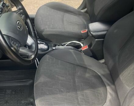 Сірий Кіа Ріо, об'ємом двигуна 1.6 л та пробігом 249 тис. км за 8604 $, фото 12 на Automoto.ua