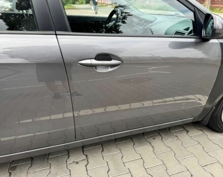 Серый Киа Рио, объемом двигателя 1.6 л и пробегом 200 тыс. км за 4920 $, фото 4 на Automoto.ua
