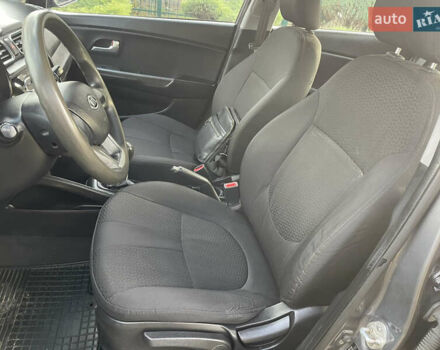 Серый Киа Рио, объемом двигателя 1.4 л и пробегом 167 тыс. км за 5999 $, фото 15 на Automoto.ua