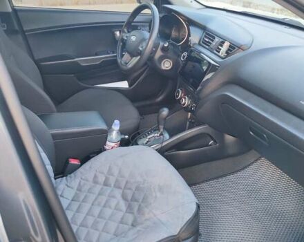 Сірий Кіа Ріо, об'ємом двигуна 1.4 л та пробігом 120 тис. км за 8200 $, фото 6 на Automoto.ua