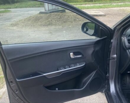 Сірий Кіа Ріо, об'ємом двигуна 1.6 л та пробігом 249 тис. км за 8604 $, фото 9 на Automoto.ua
