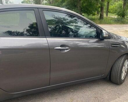 Серый Киа Рио, объемом двигателя 1.6 л и пробегом 249 тыс. км за 8600 $, фото 6 на Automoto.ua