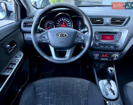 Серый Киа Рио, объемом двигателя 1.4 л и пробегом 217 тыс. км за 8900 $, фото 9 на Automoto.ua