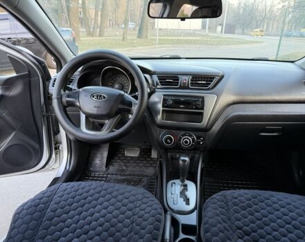 Сірий Кіа Ріо, об'ємом двигуна 1.4 л та пробігом 183 тис. км за 6300 $, фото 12 на Automoto.ua