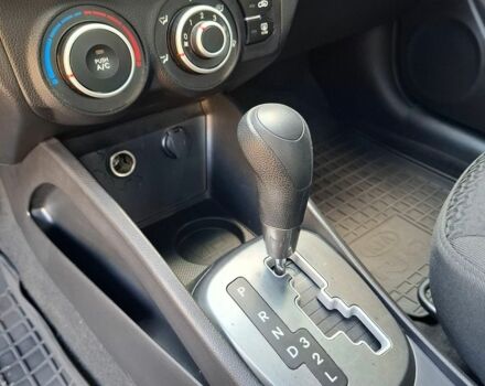 Серый Киа Рио, объемом двигателя 1.4 л и пробегом 131 тыс. км за 7900 $, фото 9 на Automoto.ua