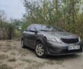 Серый Киа Рио, объемом двигателя 1.4 л и пробегом 170 тыс. км за 5496 $, фото 3 на Automoto.ua