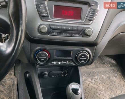 Сірий Кіа Ріо, об'ємом двигуна 1.6 л та пробігом 160 тис. км за 6800 $, фото 20 на Automoto.ua