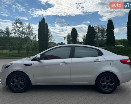 Сірий Кіа Ріо, об'ємом двигуна 1.59 л та пробігом 161 тис. км за 7999 $, фото 3 на Automoto.ua