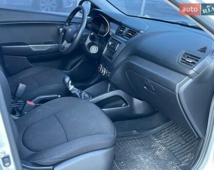 Серый Киа Рио, объемом двигателя 1.4 л и пробегом 68 тыс. км за 6700 $, фото 13 на Automoto.ua