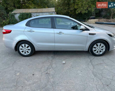 Серый Киа Рио, объемом двигателя 1.59 л и пробегом 188 тыс. км за 7200 $, фото 7 на Automoto.ua
