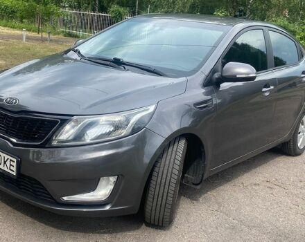 Сірий Кіа Ріо, об'ємом двигуна 1.6 л та пробігом 249 тис. км за 8600 $, фото 3 на Automoto.ua