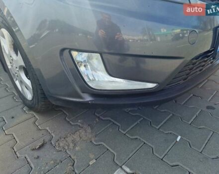 Серый Киа Рио, объемом двигателя 1.4 л и пробегом 187 тыс. км за 4900 $, фото 19 на Automoto.ua
