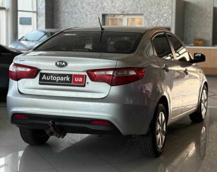 Серый Киа Рио, объемом двигателя 1.4 л и пробегом 200 тыс. км за 6840 $, фото 4 на Automoto.ua